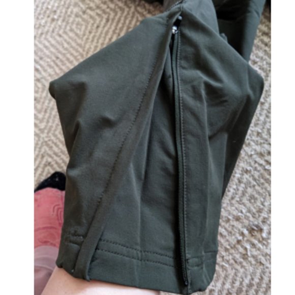 Duluth Trading Utility Pants w/reinforced knees, grey/size 18x31 - Picture 4 of 4